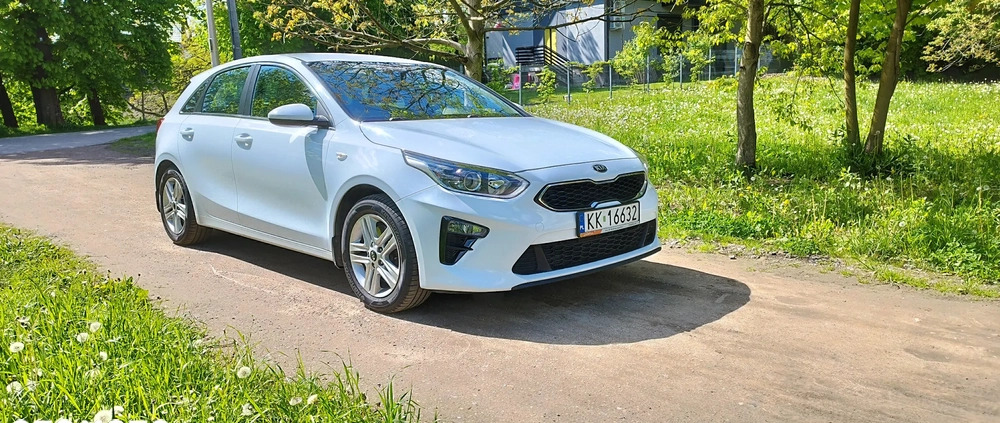 Kia Ceed cena 57000 przebieg: 150000, rok produkcji 2019 z Kraków małe 301